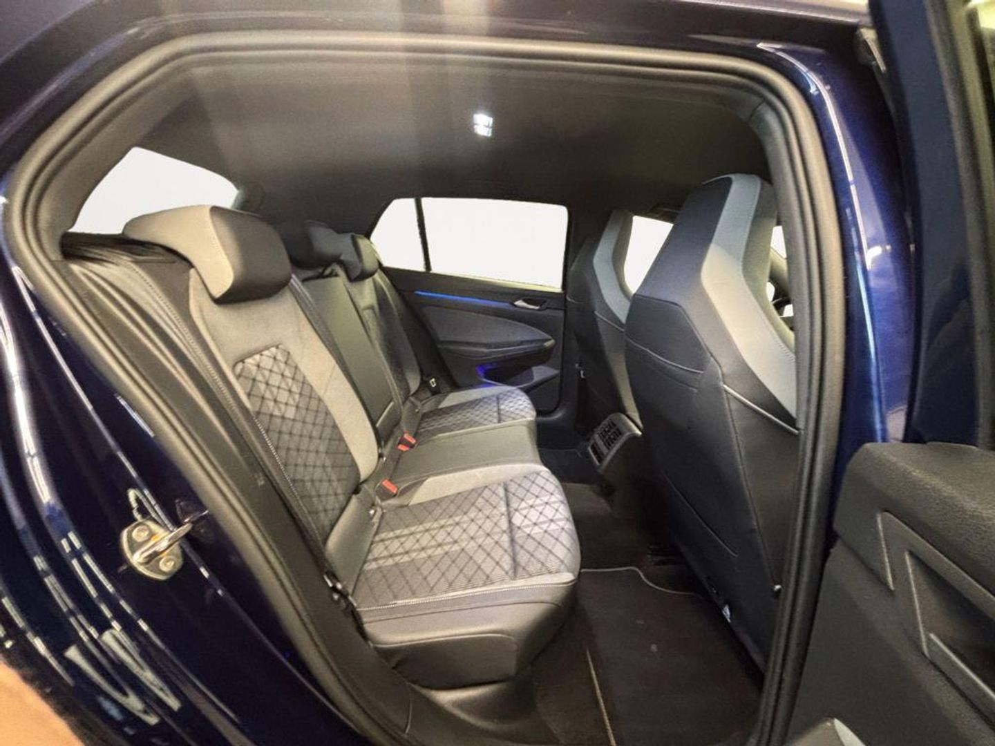 Volkswagen Golf R-Line 1.5 eTSI 110 kW (150 CV) DSG