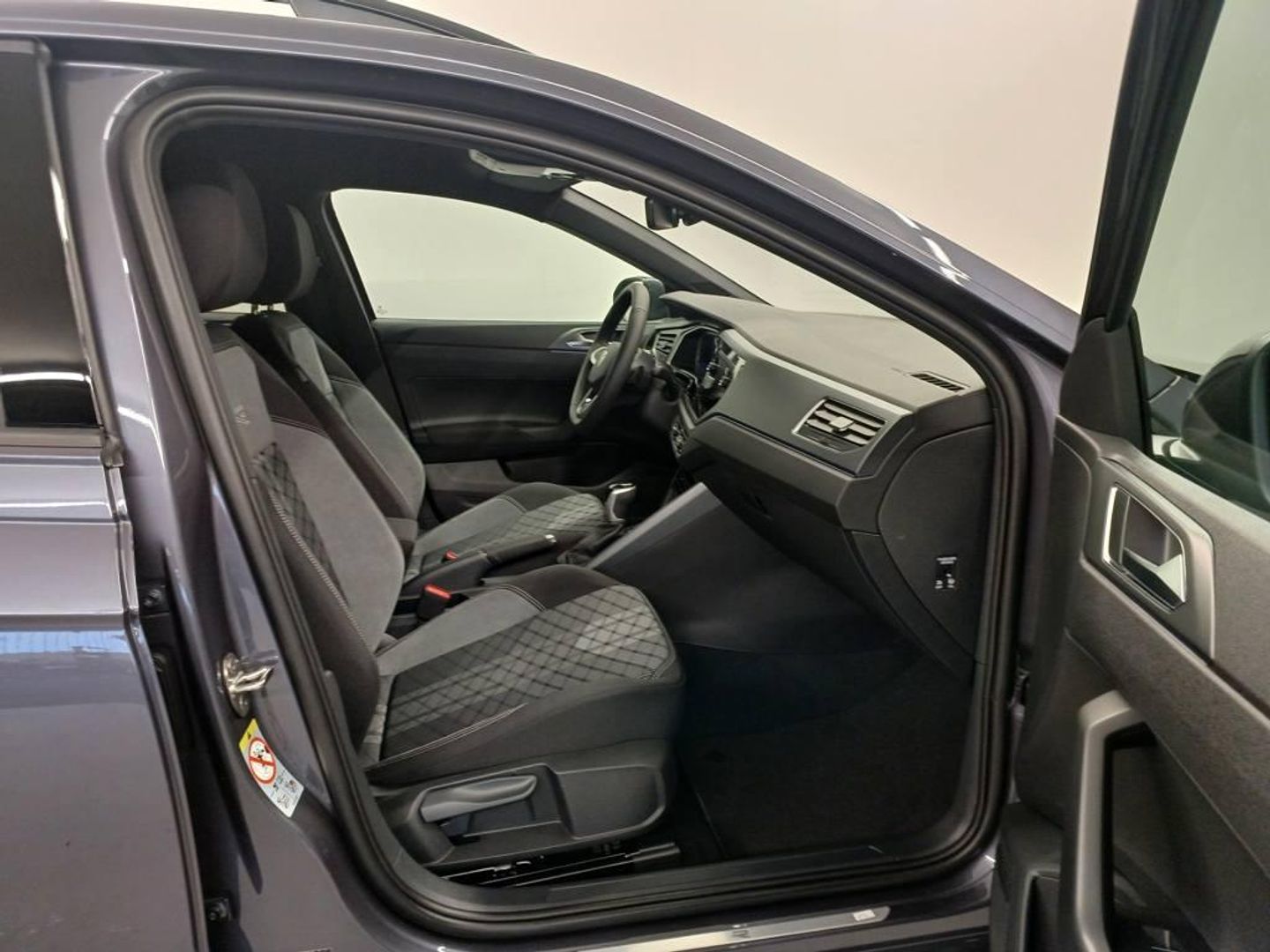 Volkswagen Taigo R-Line 1.0 TSI 81 kW (110 CV) DSG