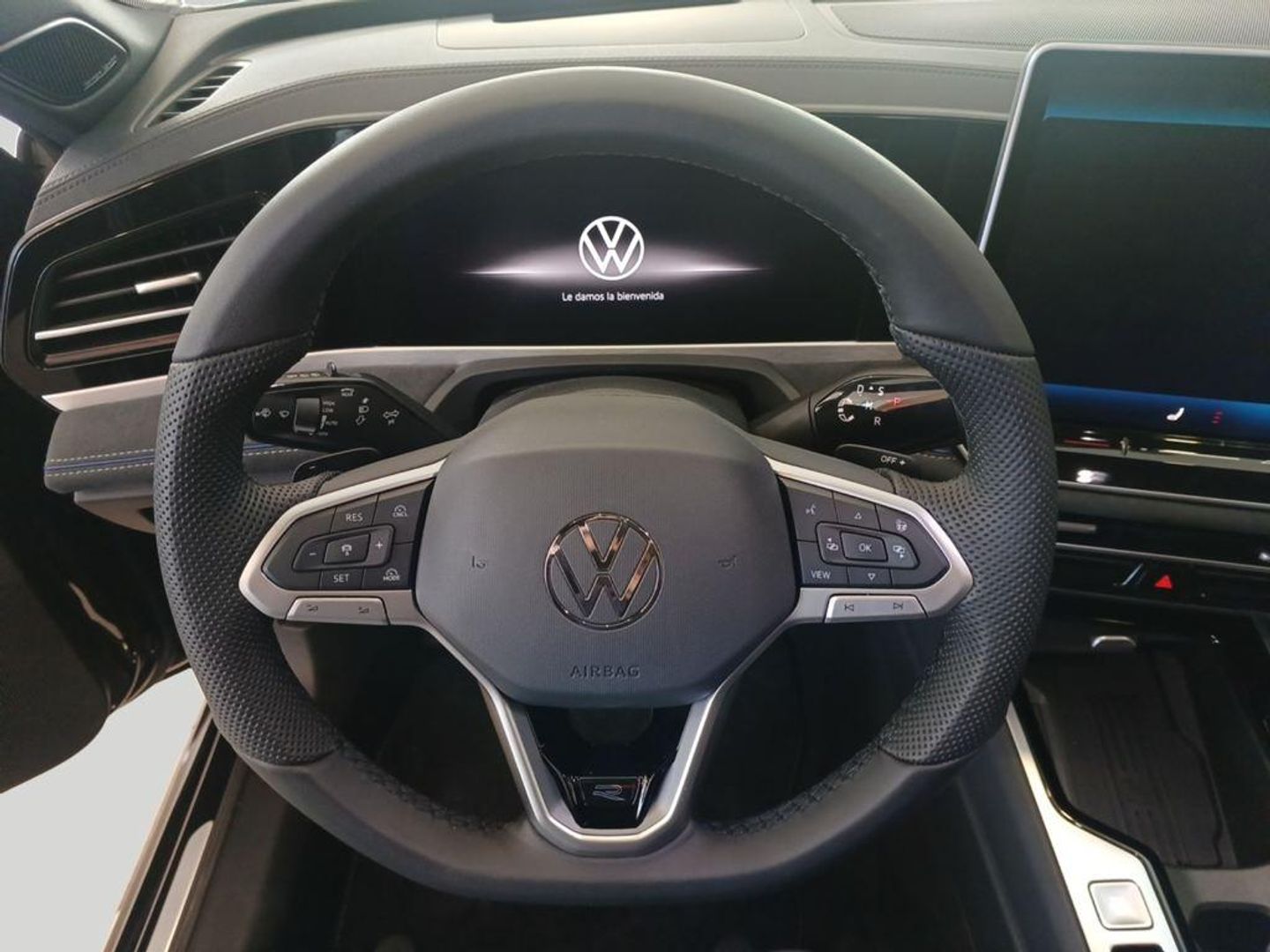 Volkswagen Passat Variant R-Line 1.5 eTSI 110 kW (150 CV) DSG