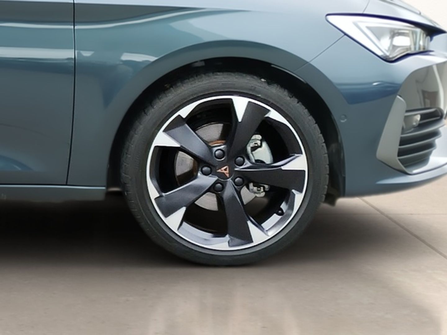 CUPRA León 1.5 eTSI DSG 110 kW (150 CV)