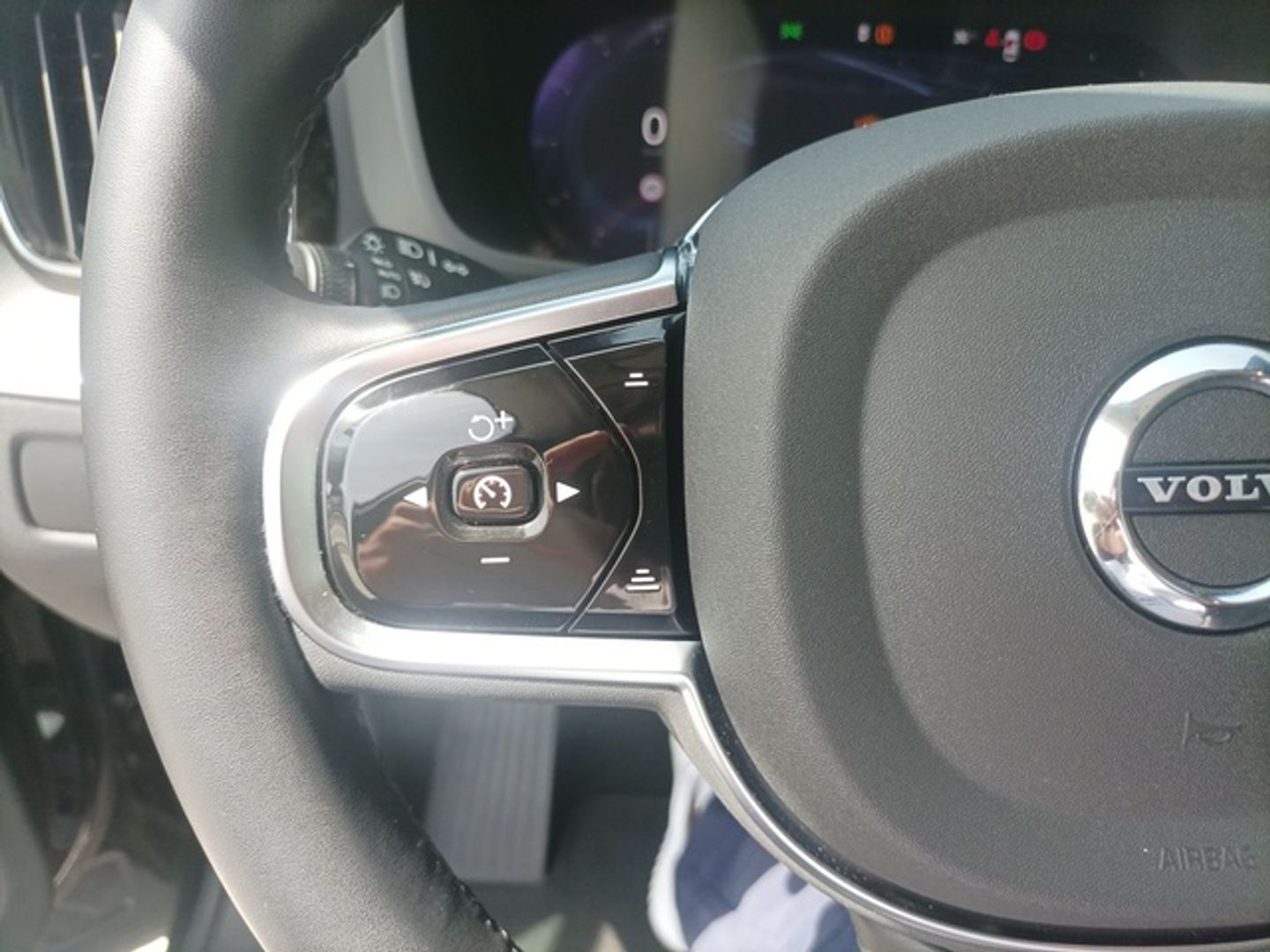 Volvo XC60 T6 Recharge Plus Dark AWD Auto 257 kW (350 CV)