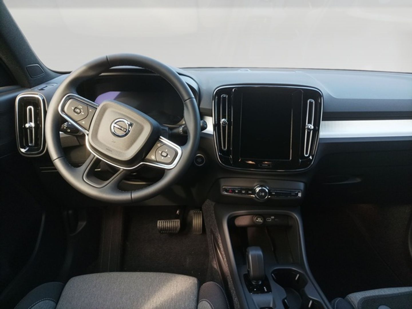 Volvo XC40 B3 G Core Auto 120 kW (163 CV)
