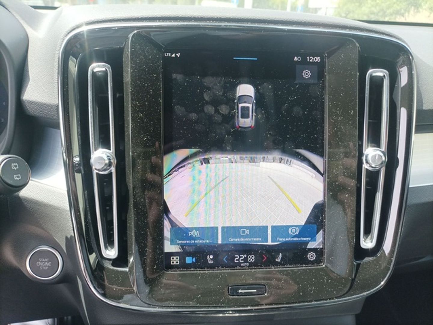 Volvo XC40 B3 G Plus Dark Auto 120 kW (163 CV)