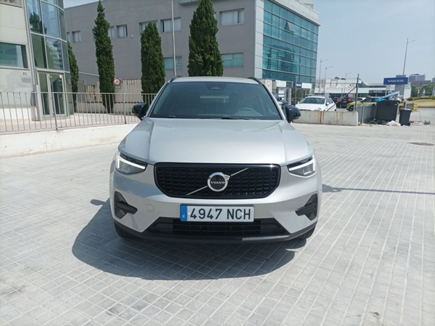 Volvo XC40 B3 G Plus Dark Auto 120 kW (163 CV)