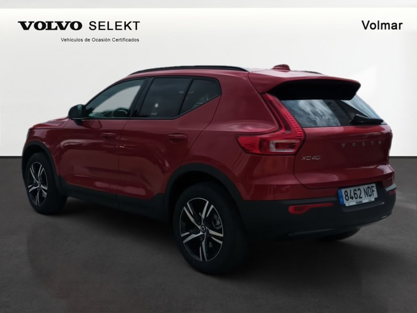 Volvo XC40 B3 G Plus Dark Auto 120 kW (163 CV)