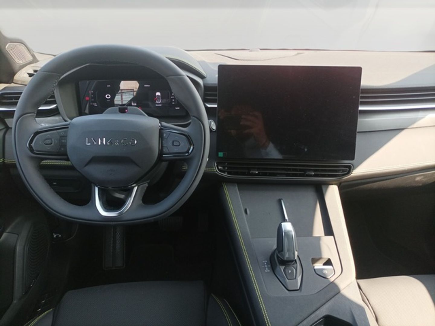 Lynk & Co 01 1.5 PHEV More 203 kW (276 CV)