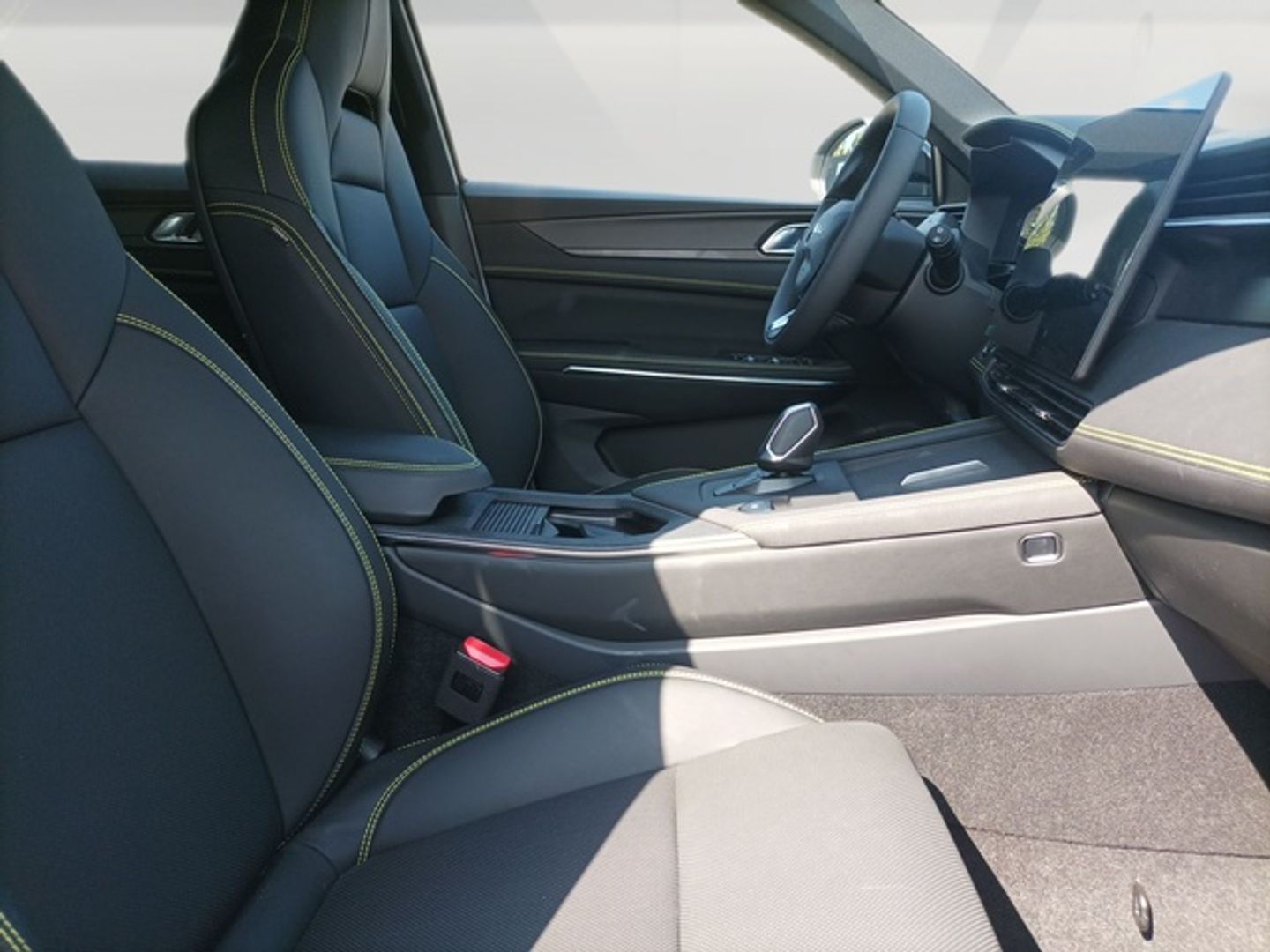 Lynk & Co 01 1.5 PHEV More 203 kW (276 CV)