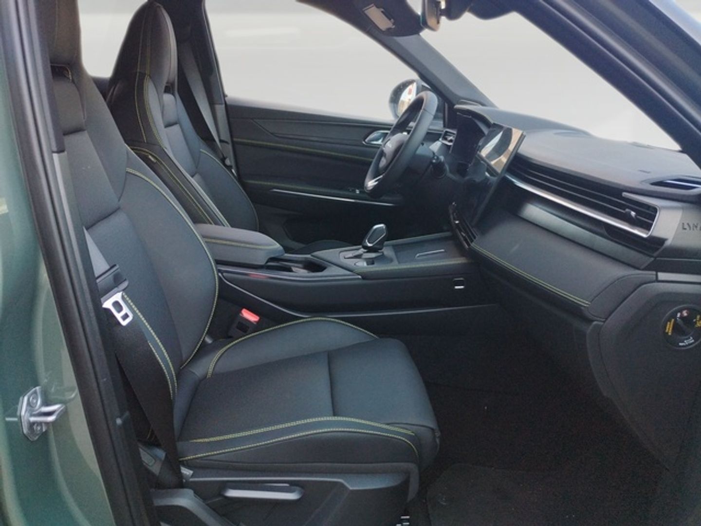 Lynk & Co 01 1.5 PHEV More 203 kW (276 CV)
