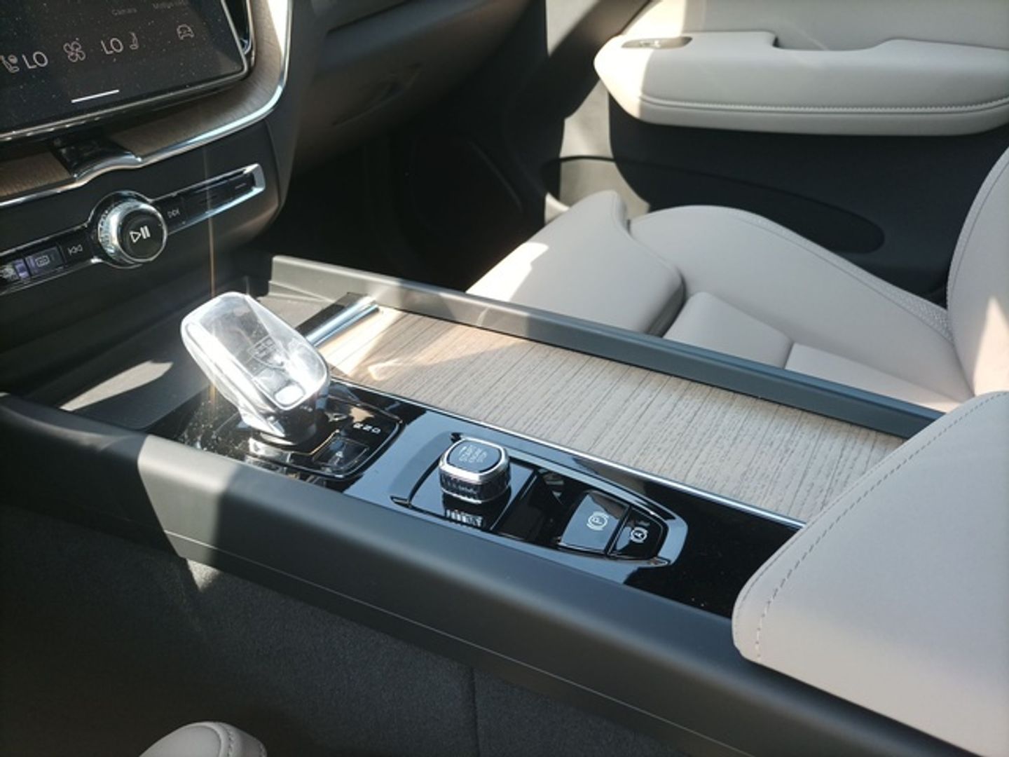 Volvo XC60 B5 G Ultra Dark AWD Auto 184 kW (250 CV)