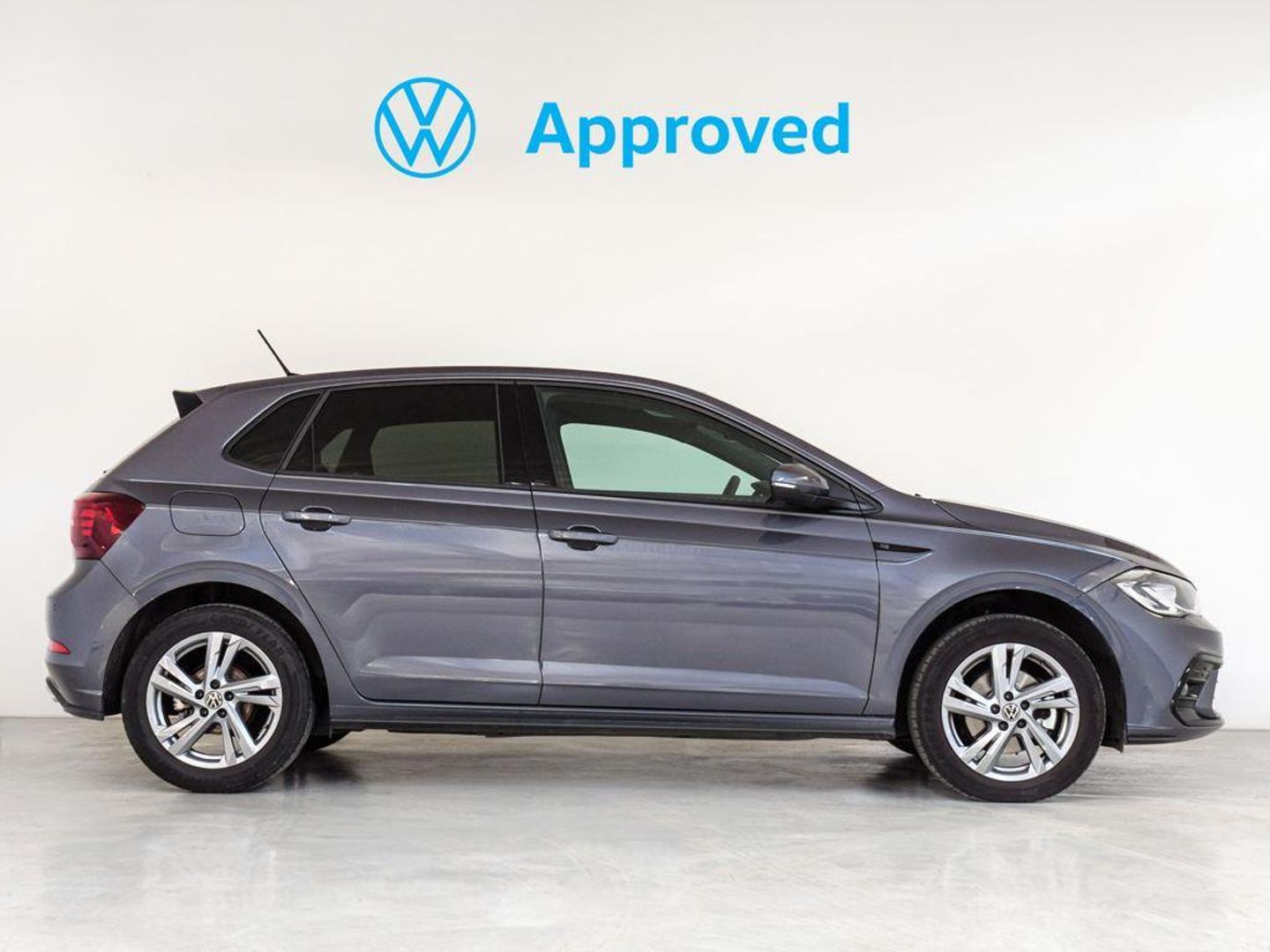 Volkswagen Polo R-Line 1.0 TSI 85 kW (115 CV) DSG Gris Compact