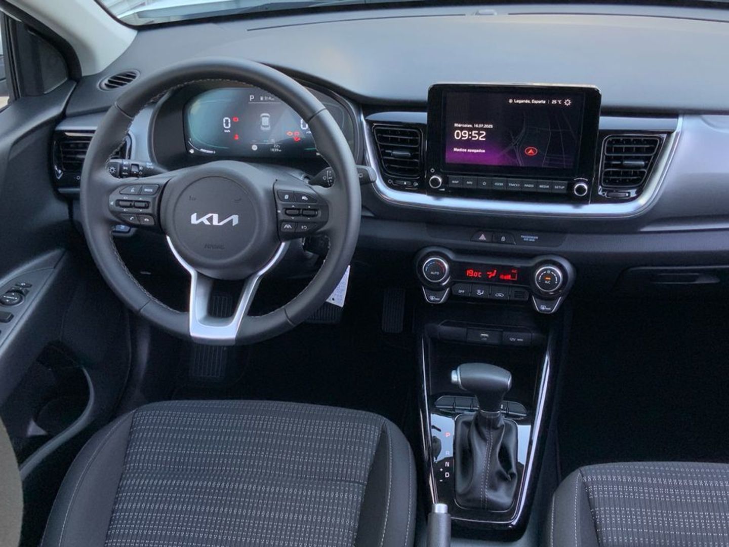 Kia Stonic 1.0 T-GDi MHEV Drive DCT 74 kW (101 CV)