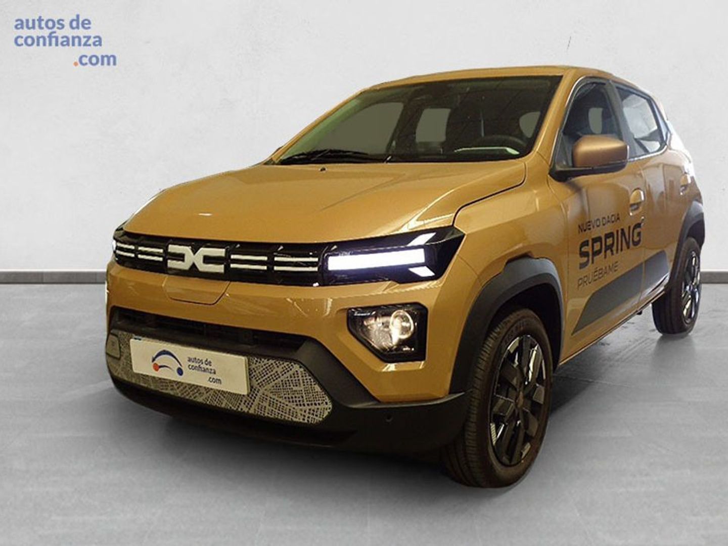 Dacia Spring Extreme Electric 48 kW (65 CV) Beige Sedan
