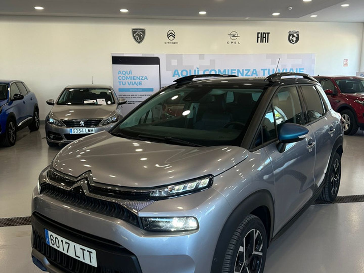 Citroen C3 Aircross BlueHDi 120 S&S Shine EAT6 88 kW (120 CV) Gris Plata SUV