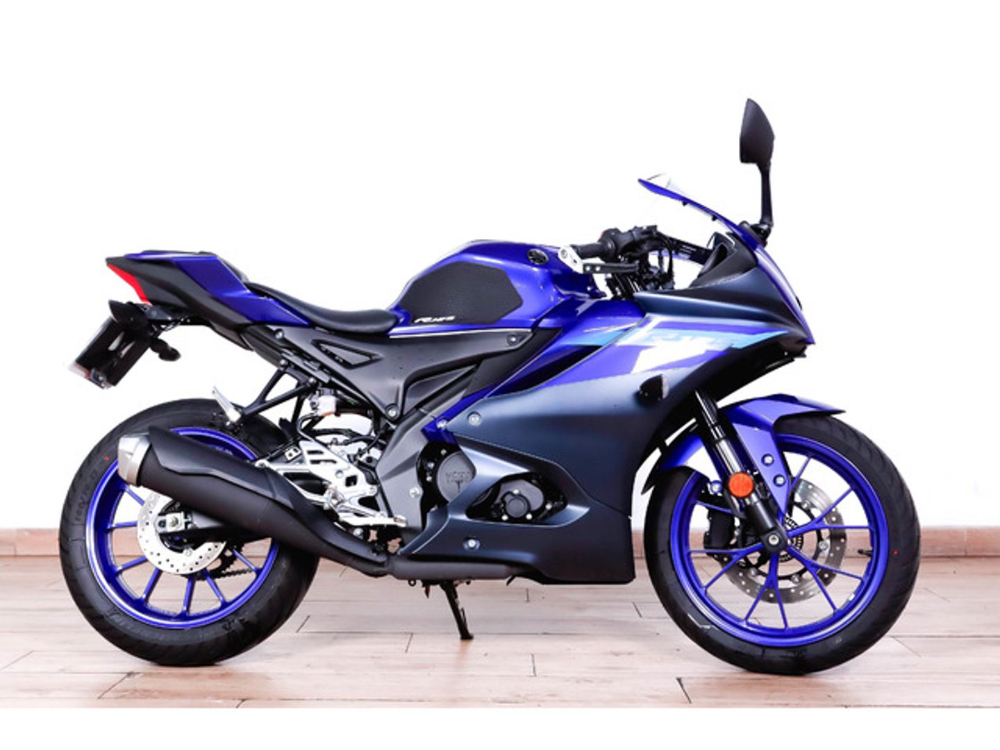 Yamaha YZF-R 125 Azul Motorcycle