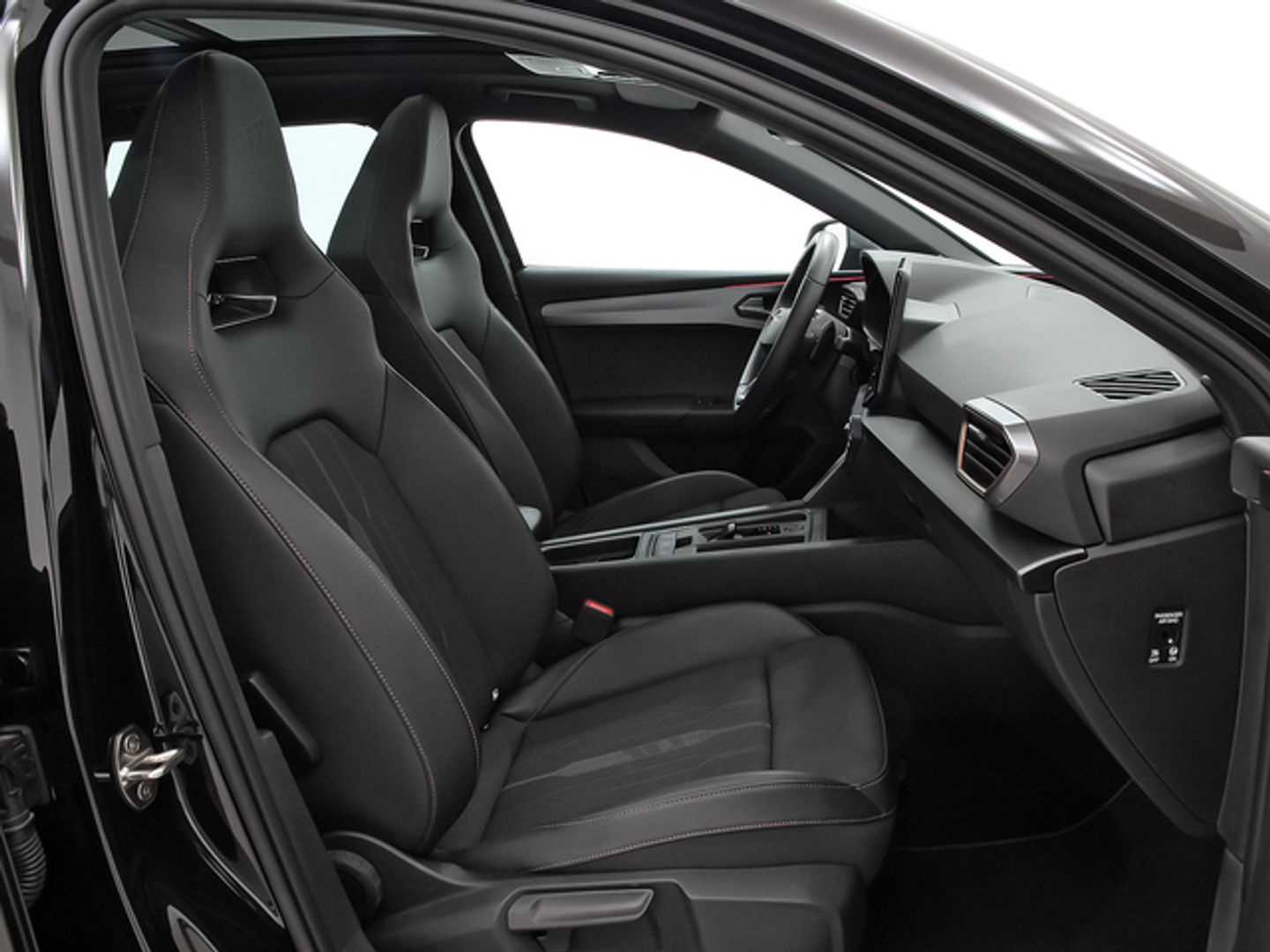 CUPRA Leon Sportstourer 2.0 TSI VZ 4Drive DSG 228 kW (310 CV)