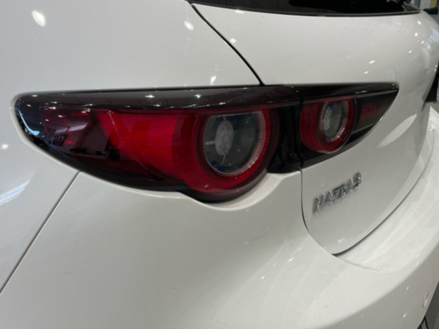 Mazda Mazda 3 2.0 e-SKYACTIV-G Homura AT 89 kW (122 CV)