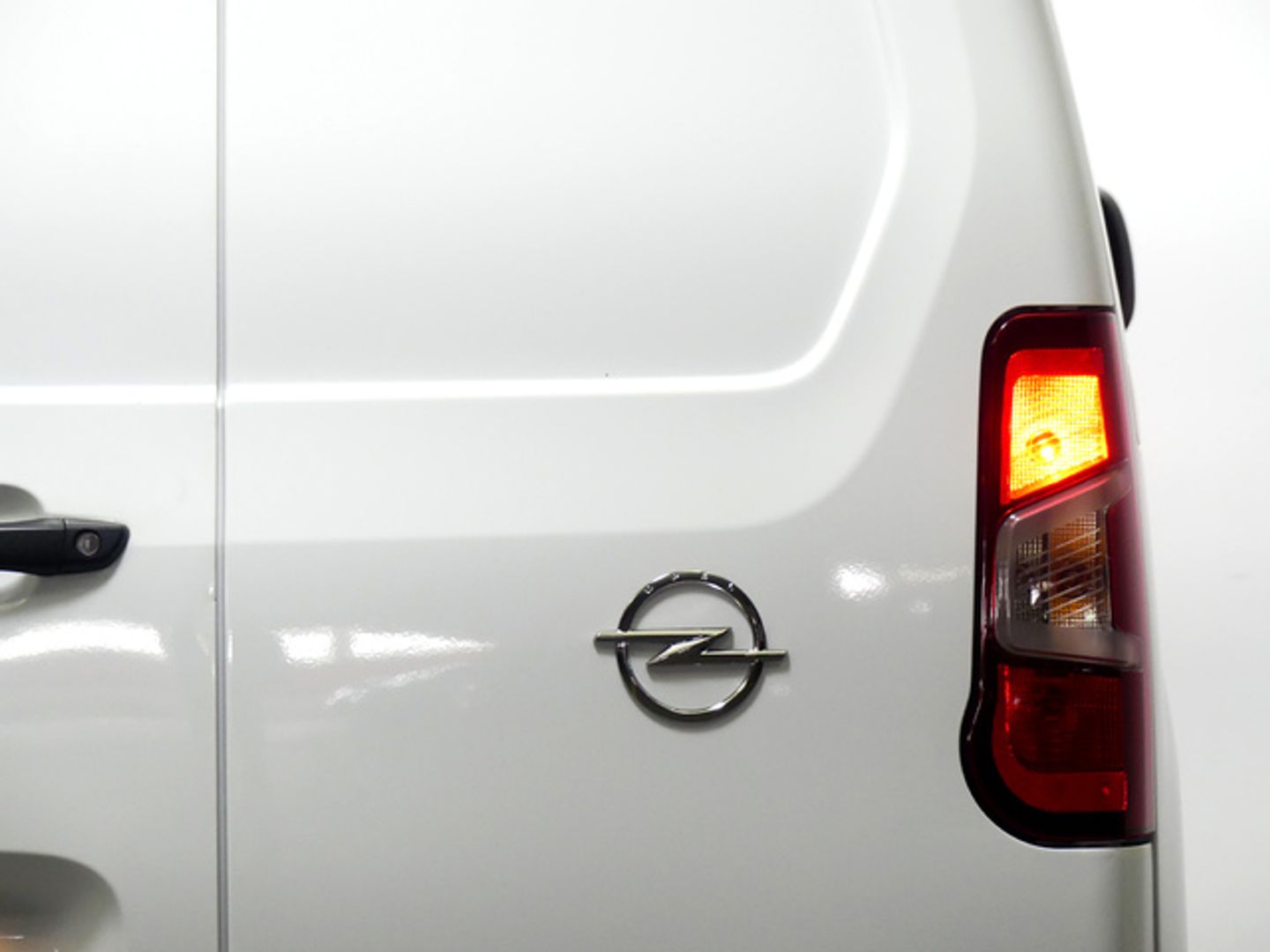 Opel Combo Cargo 1.5 TD S&S Express L H1 1000 75 kW (102 CV)