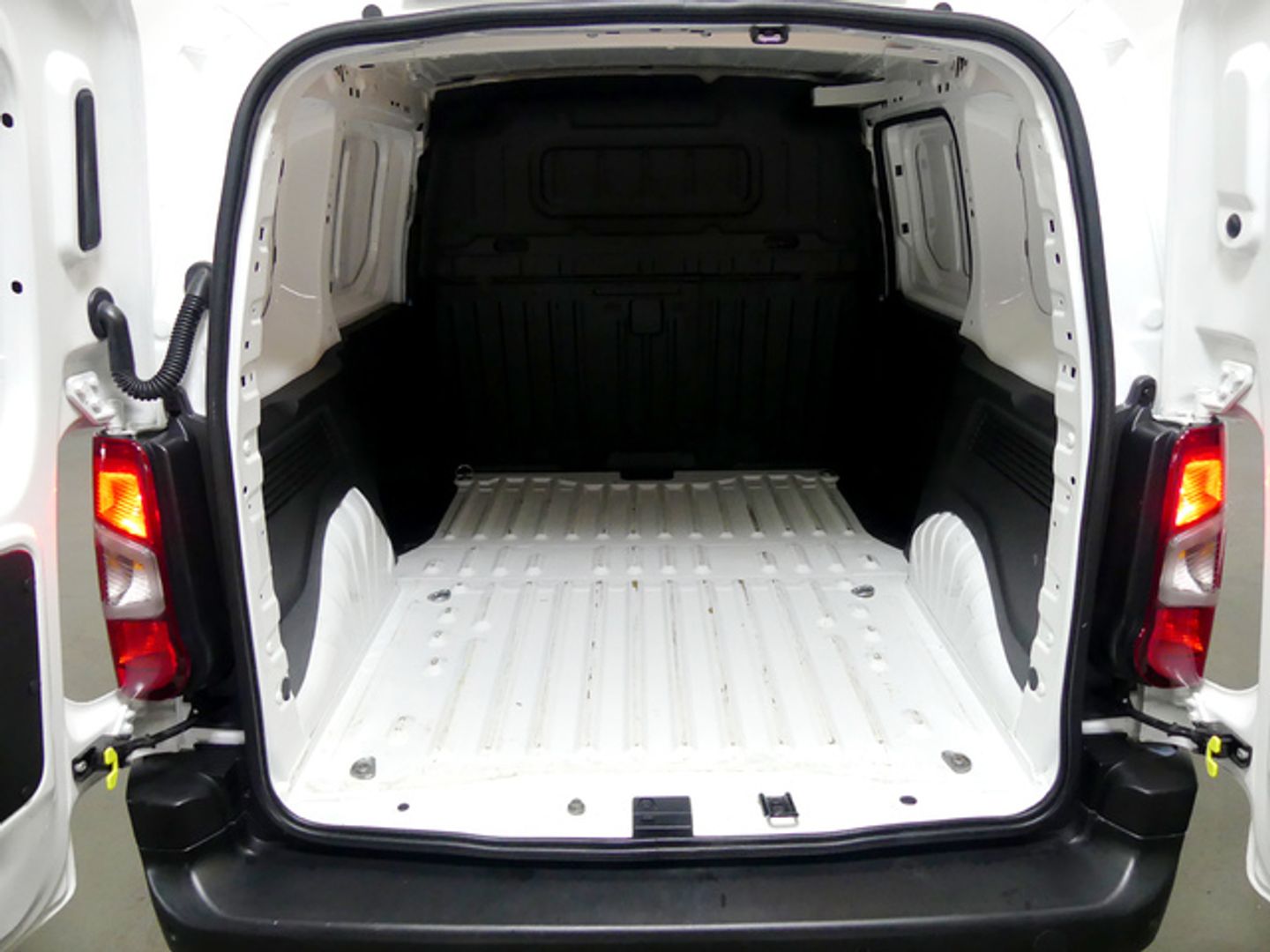 Opel Combo Cargo 1.5 TD S&S Express L H1 1000 75 kW (102 CV)