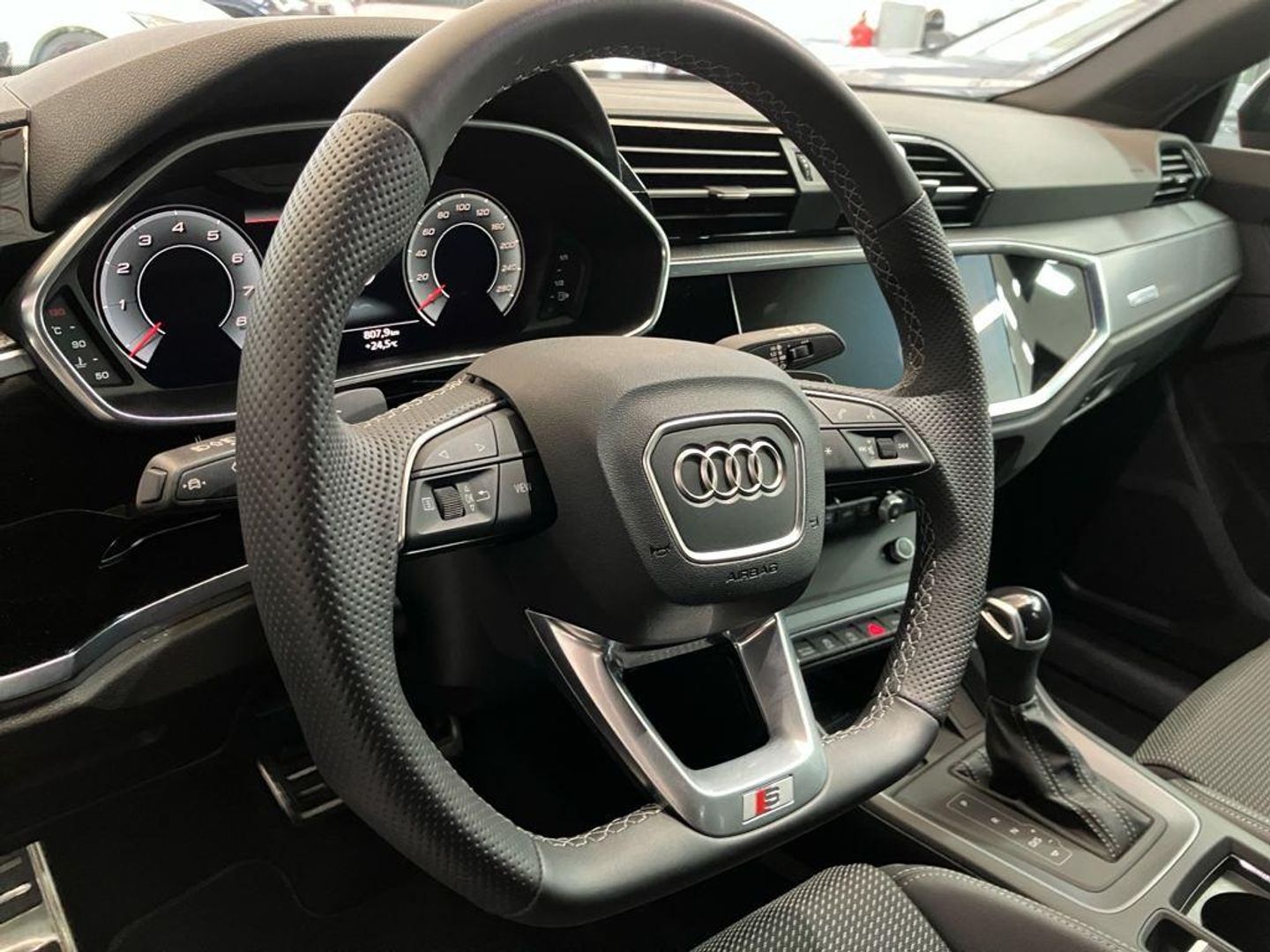 Audi Q3 Black line 35 TFSI 110 kW (150 CV) S tronic