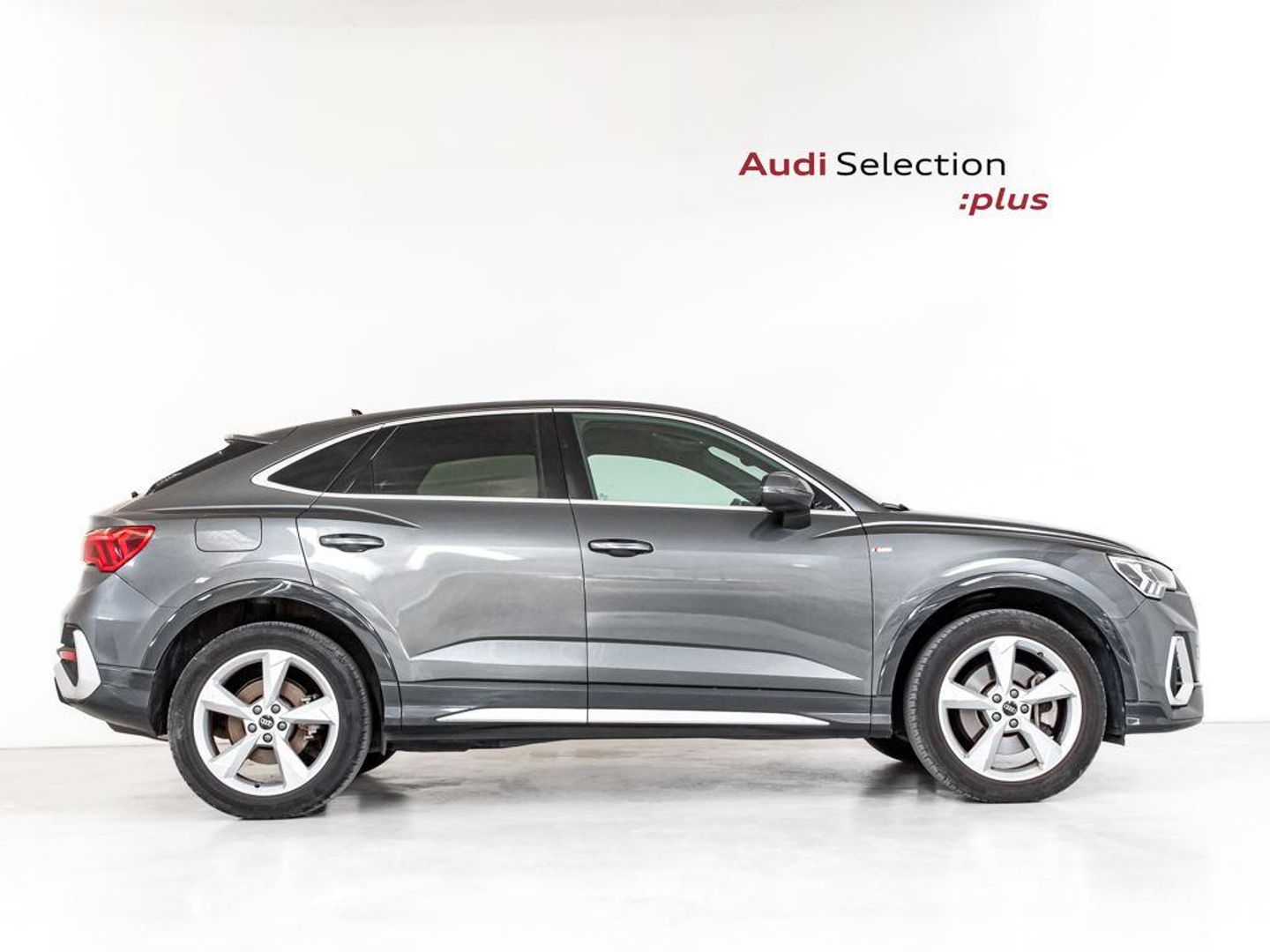 Audi Q3 Sportback TFSIe S line 45 TFSI e 180 kW (245 CV) S tronic