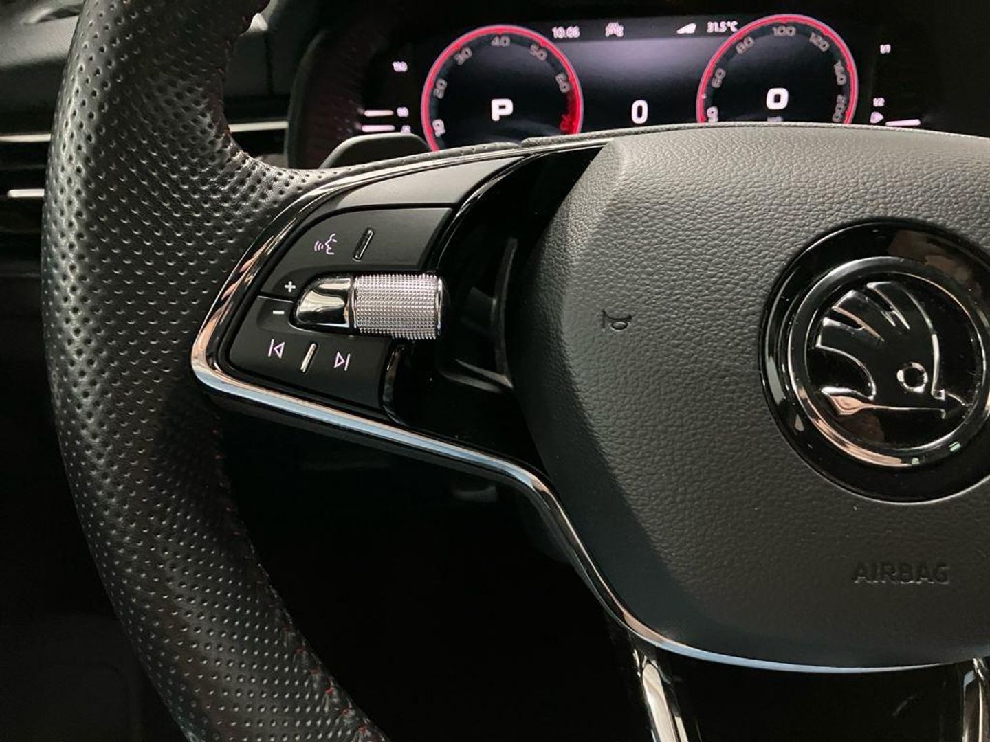 Skoda Kamiq 1.0 TSI Montecarlo DSG 81 kW (110 CV)