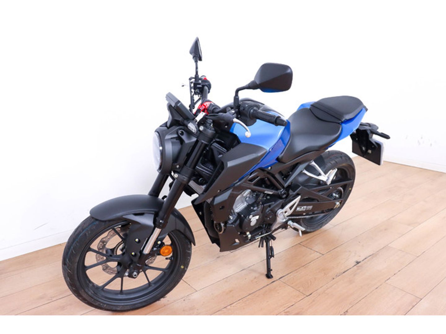 HONDA CB 125 R