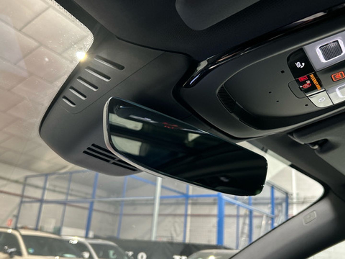 Volvo XC60 T6 Recharge Plus Black Edition AWD AT 257 kW (350 CV)