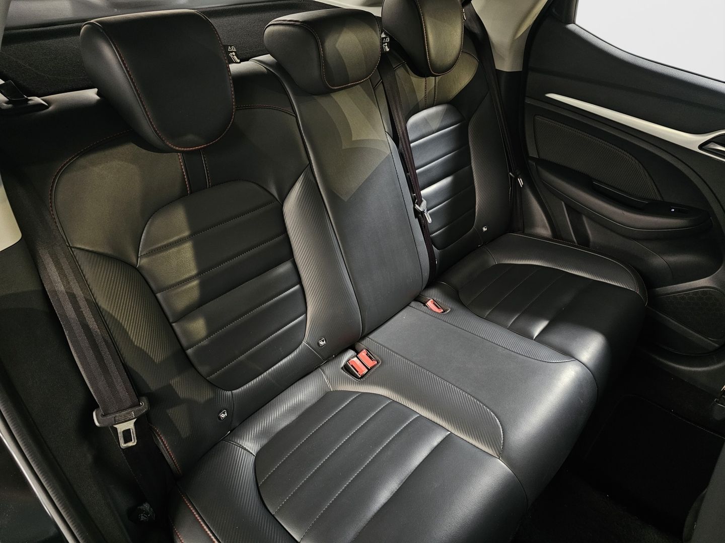 MG ZS 1.5 Luxury 78 kW (106 CV)