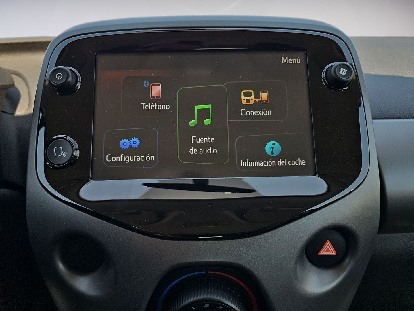 Toyota Aygo 1.0 70 x-play 53 kW (72 CV)