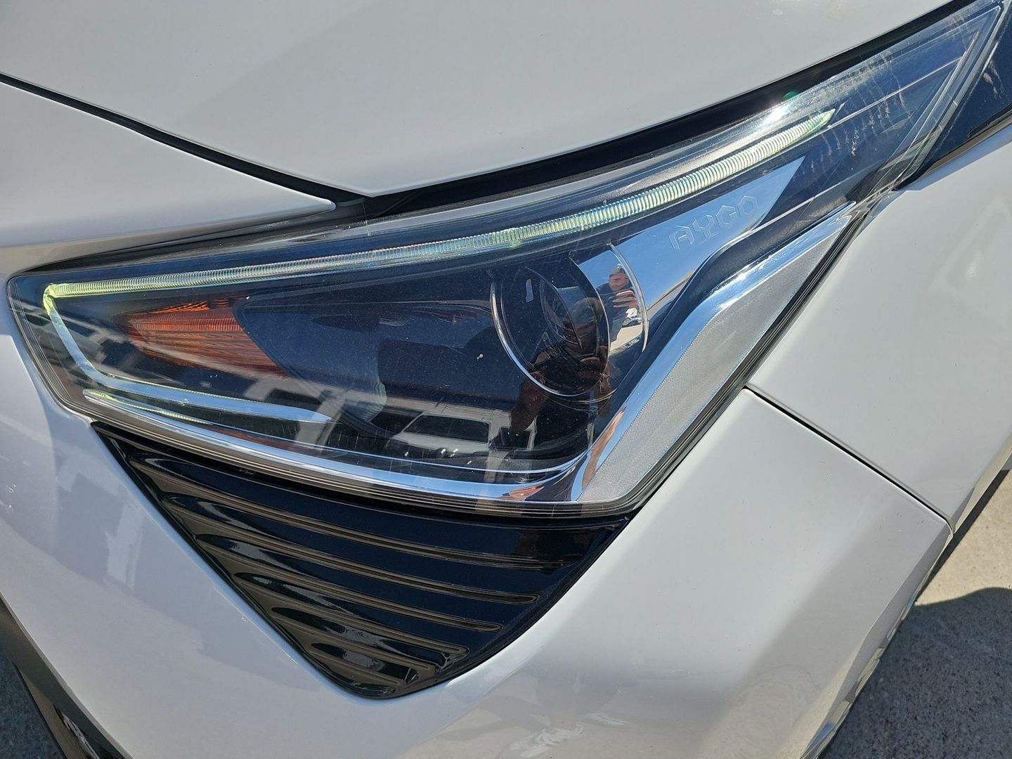 Toyota Aygo 1.0 70 x-play 53 kW (72 CV)