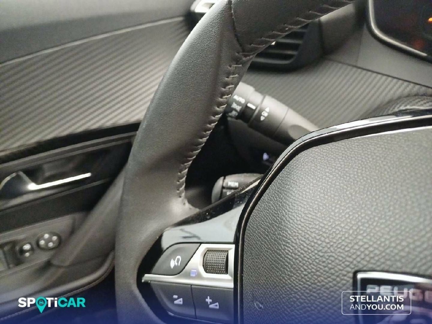 Peugeot 2008 PureTech 100 S&S Allure 75 kW (100 CV)