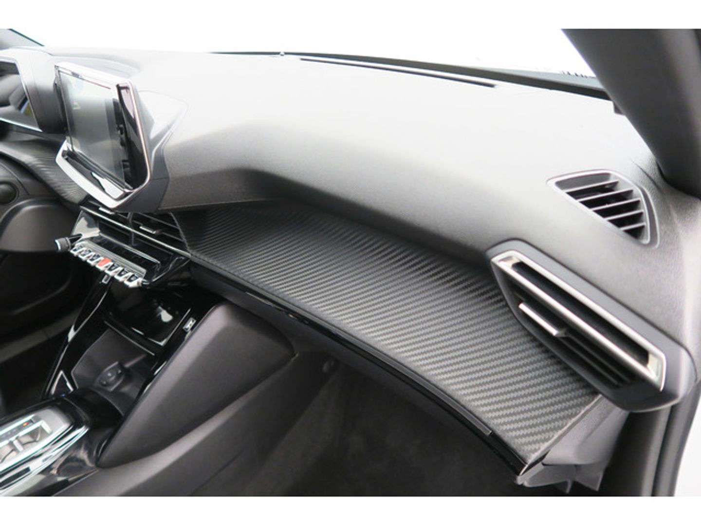 Peugeot 2008 BlueHDi 130 S&S Allure Pack EAT8 96 kW (130 CV)