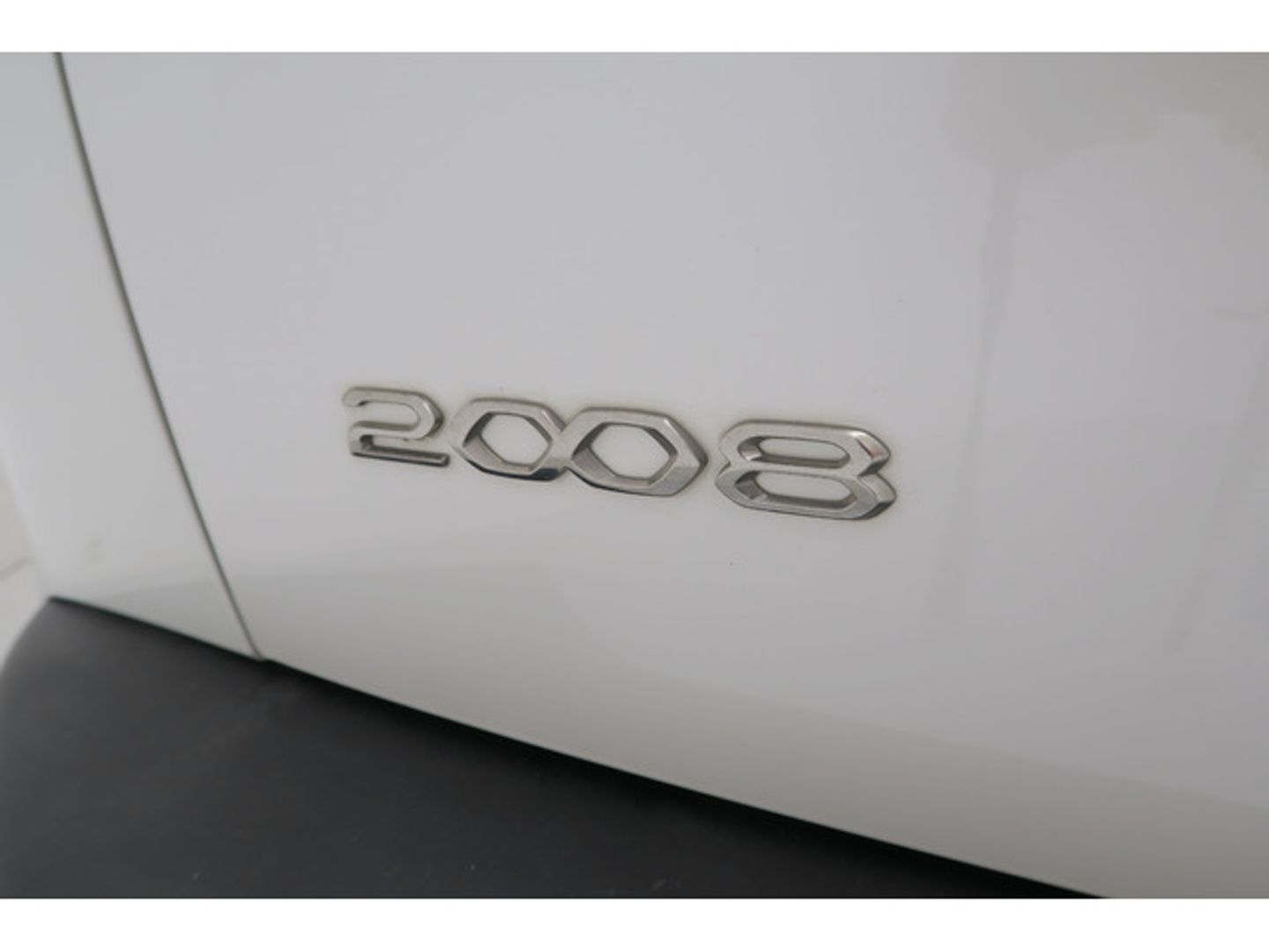 Peugeot 2008 BlueHDi 130 S&S Allure Pack EAT8 96 kW (130 CV)