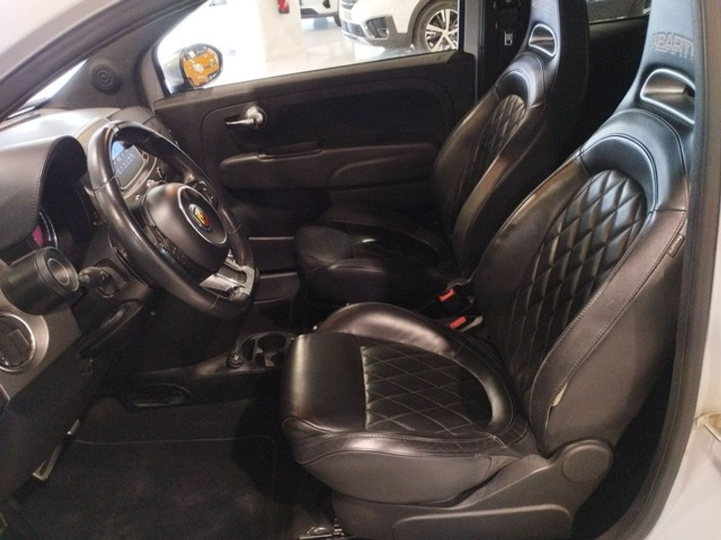 Abarth 500 1.4 16v T-Jet 595 121 kW (165 CV)