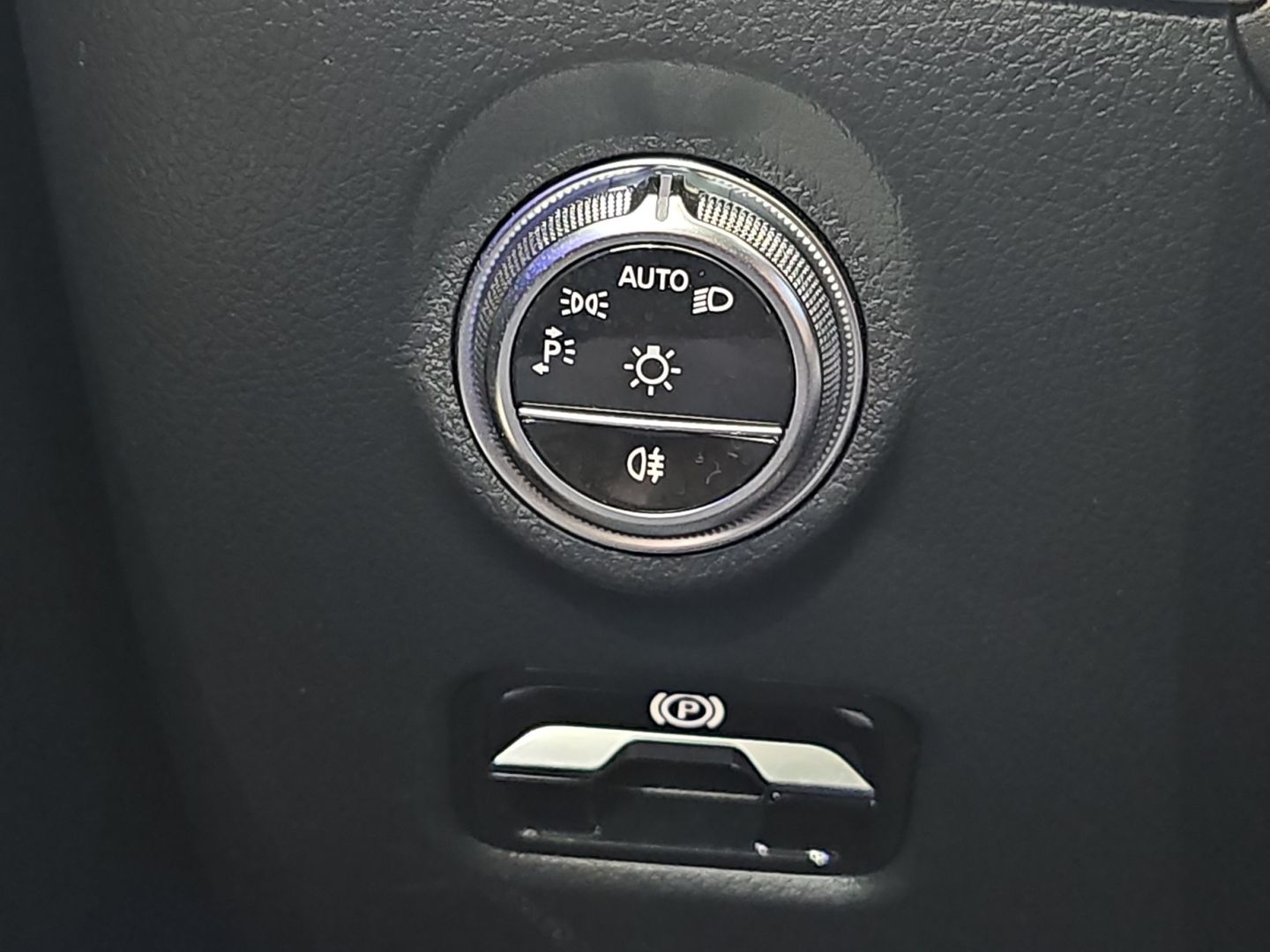 Mercedes-Benz Clase C 300 de 230 kW (313 CV)