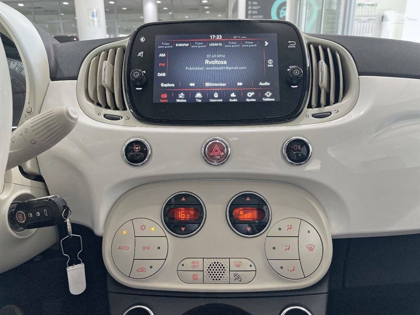 Fiat 500 1.0 Hybrid Dolcevita 51 kW (70 CV)