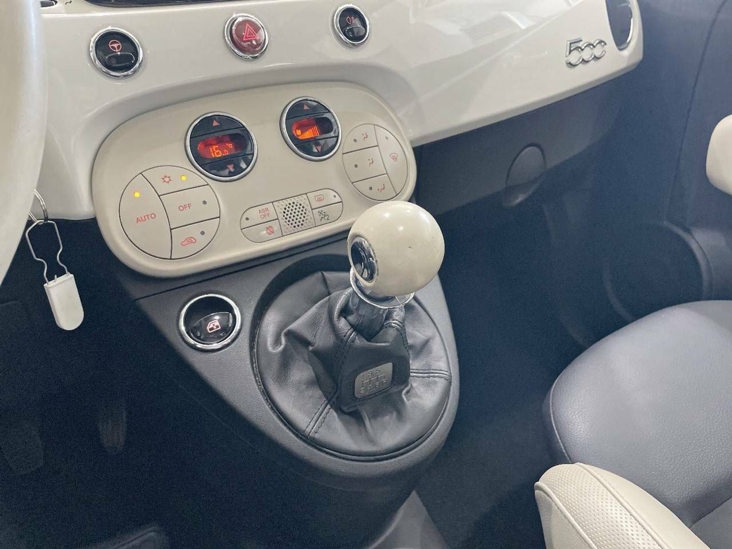 Fiat 500 1.0 Hybrid Dolcevita 51 kW (70 CV)