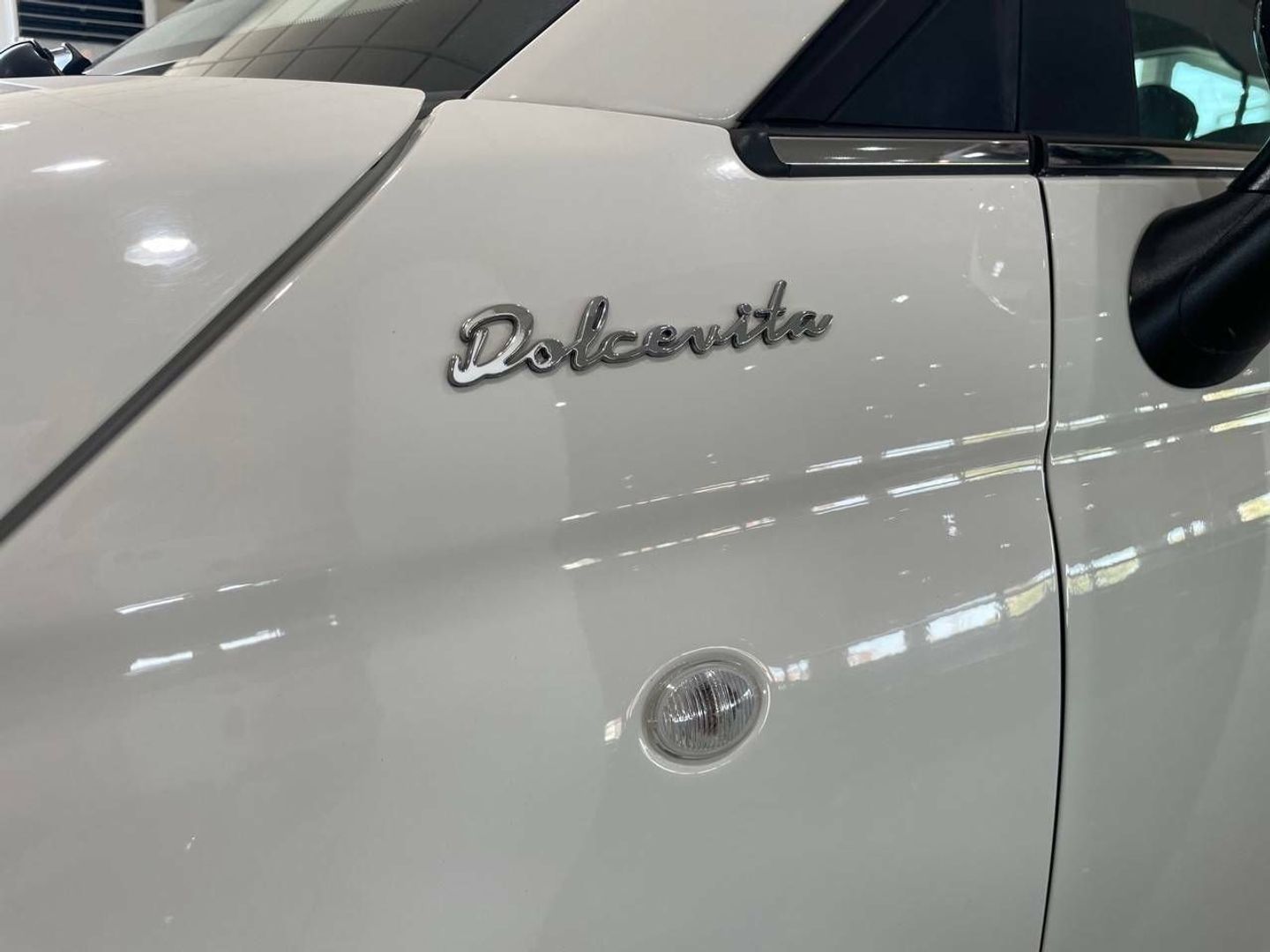 Fiat 500 1.0 Hybrid Dolcevita 51 kW (70 CV)