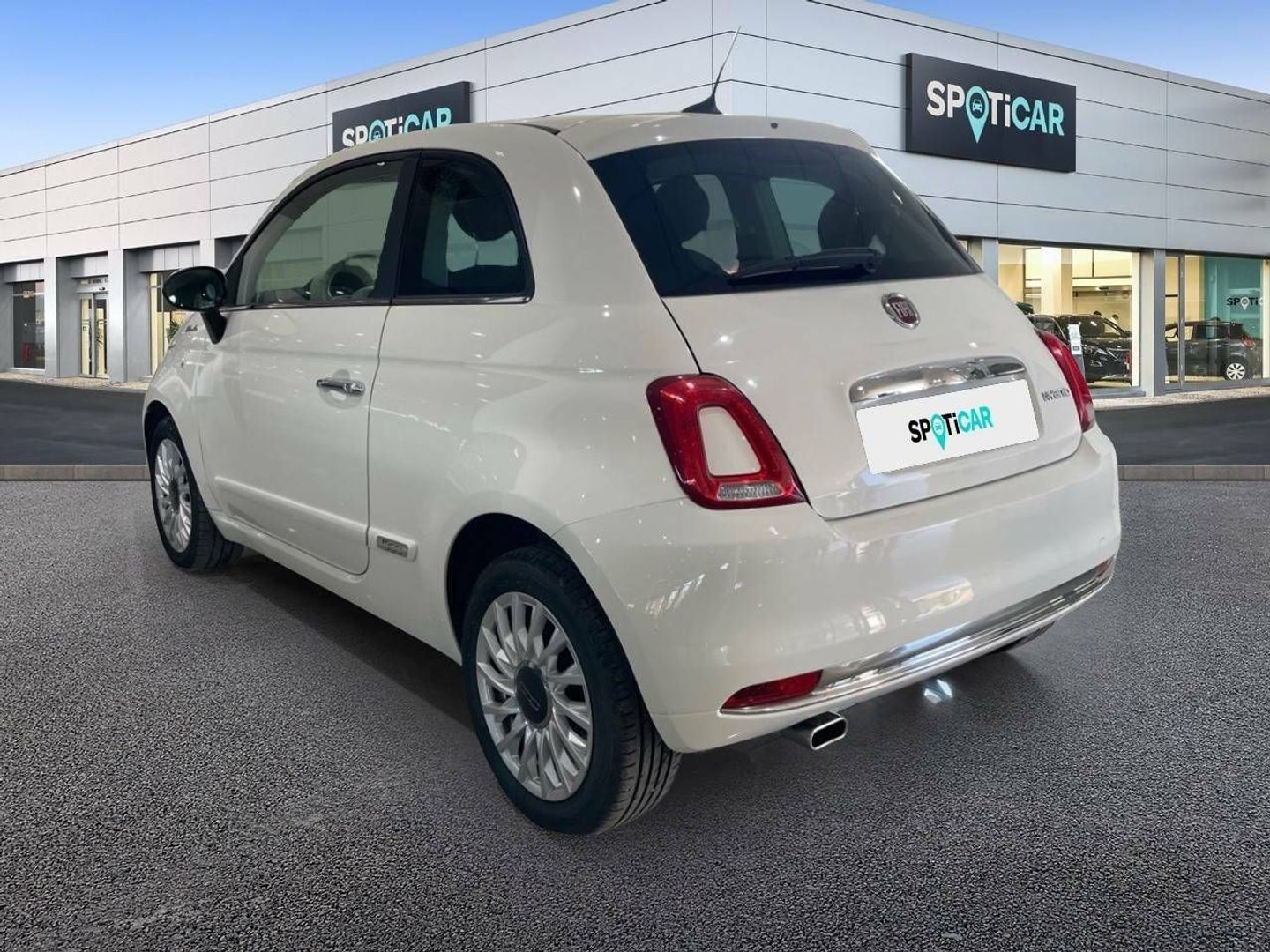 Fiat 500 1.0 Hybrid Dolcevita 51 kW (70 CV)