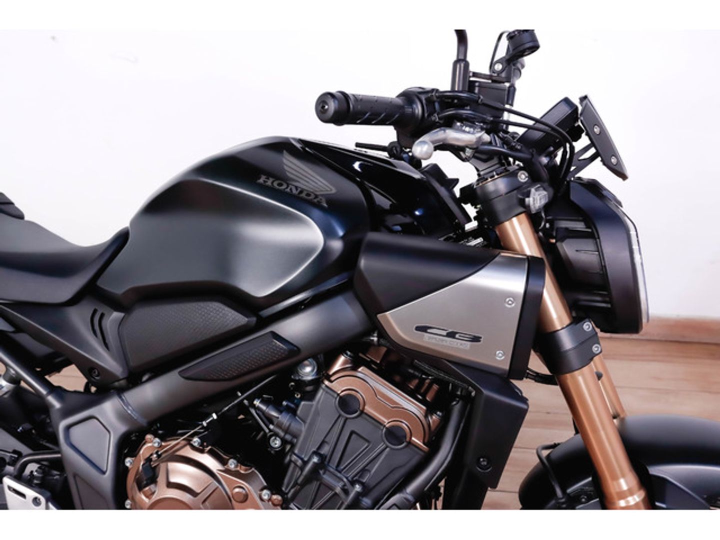 Honda CB 650 R