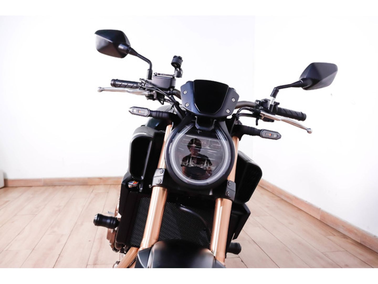 Honda CB 650 R