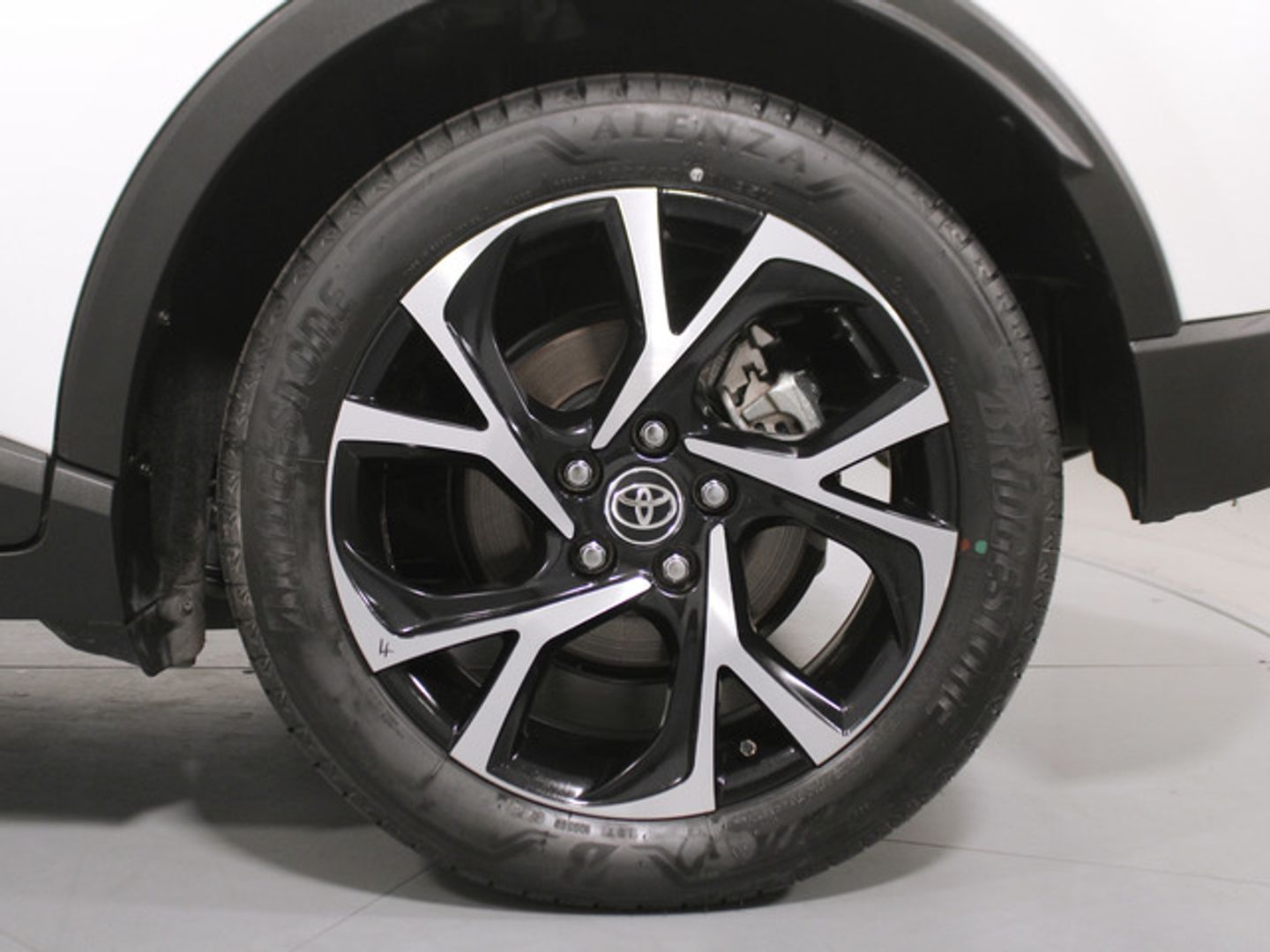Toyota C-HR 180H Advance 135 kW (184 CV)