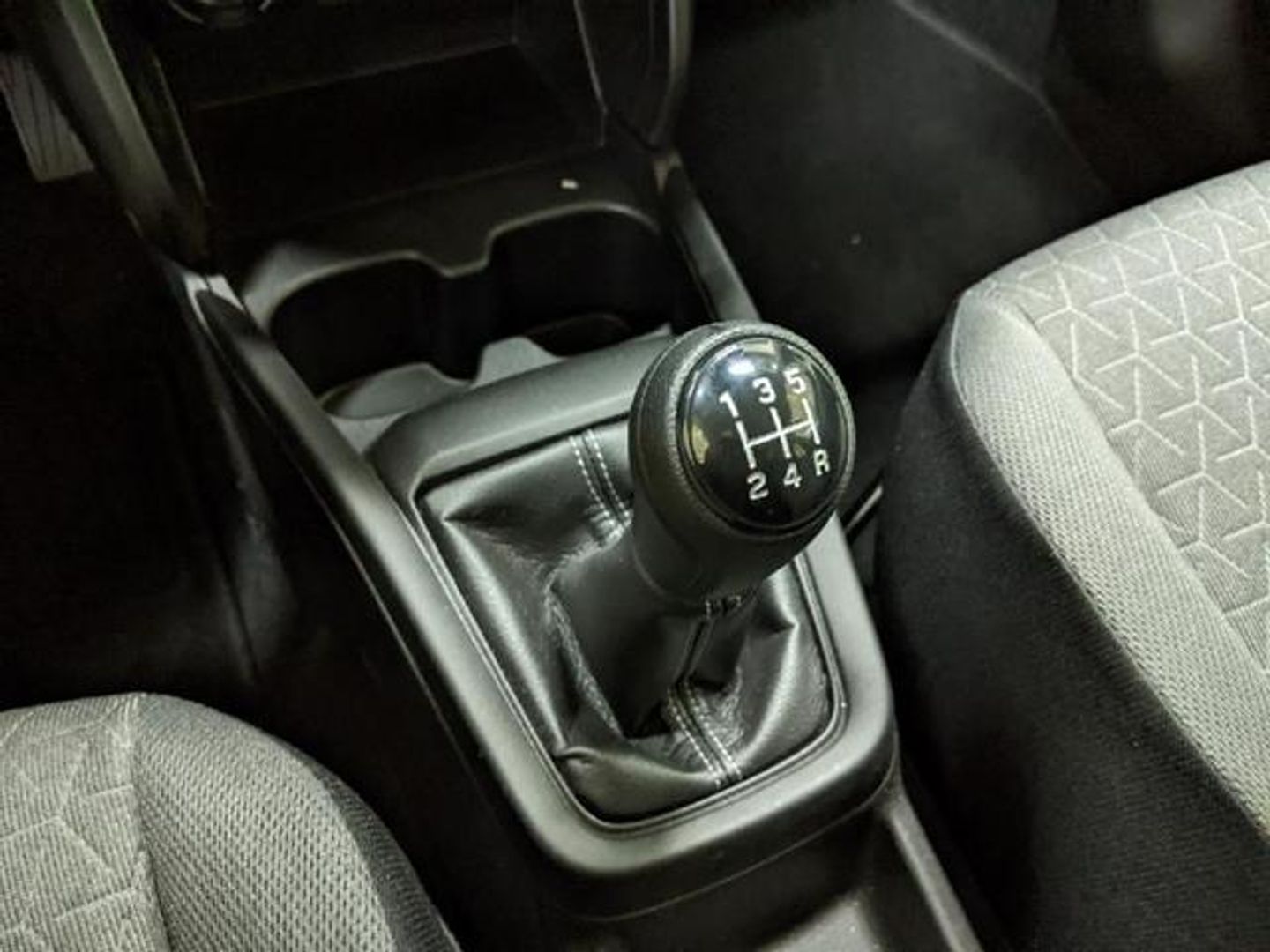 Suzuki Swift 1.2 Mild Hybrid S2 61 kW (83 CV)