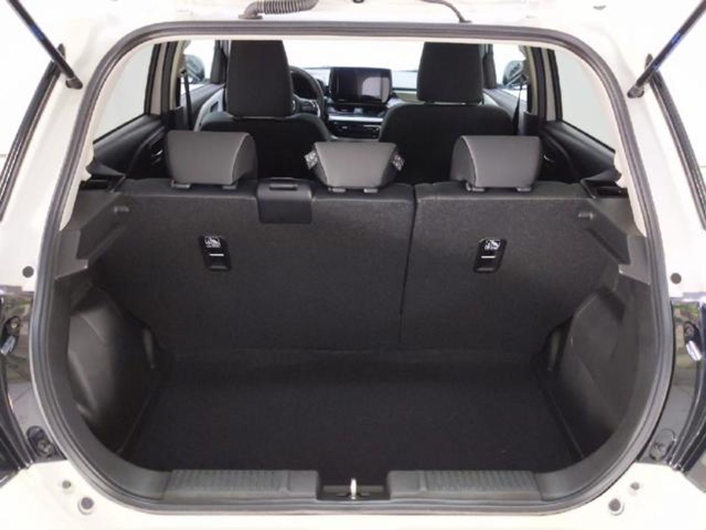 Suzuki Swift 1.2 Mild Hybrid S2 61 kW (83 CV)
