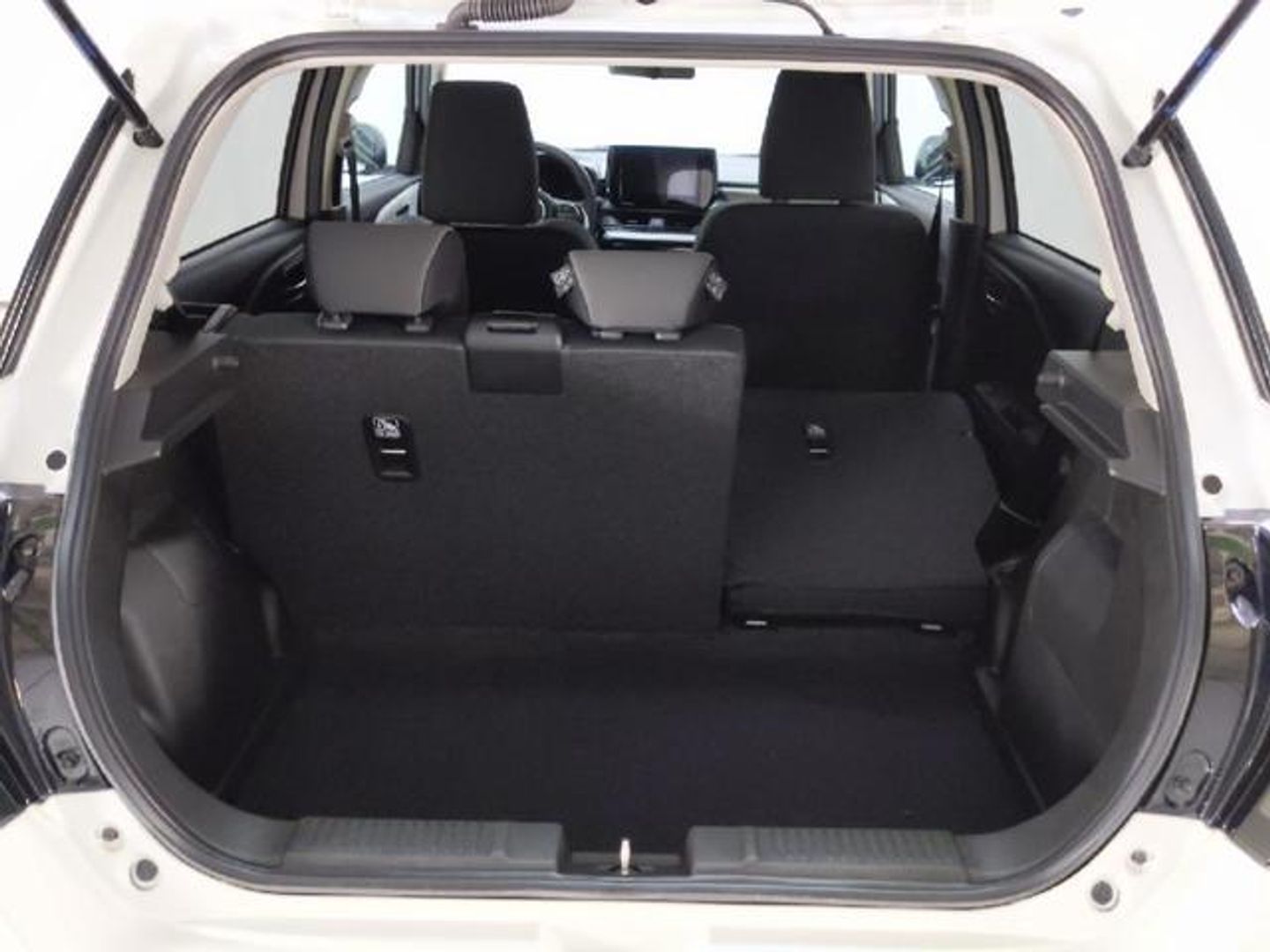 Suzuki Swift 1.2 Mild Hybrid S2 61 kW (83 CV)