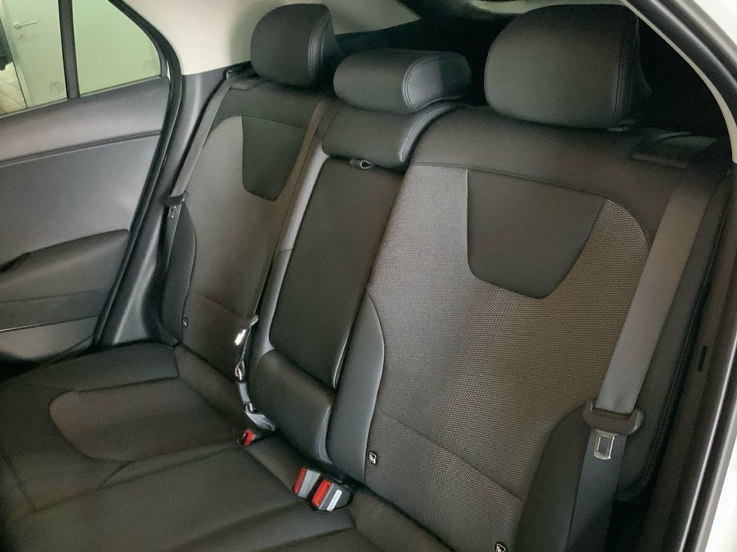 Kia Niro 1.6 GDi HEV Drive 104 kW (141 CV)
