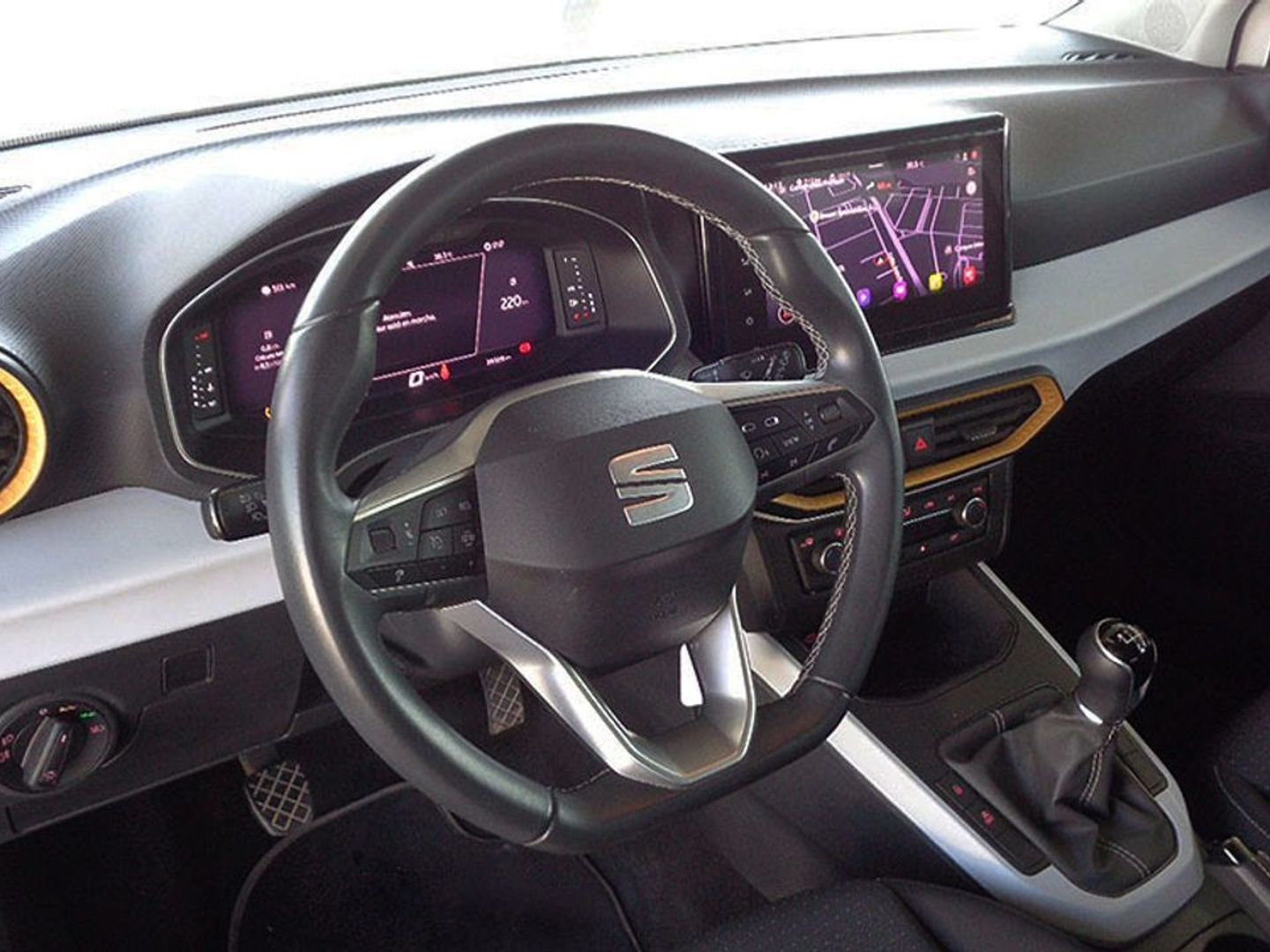 SEAT Arona 1.0 TSI Style Plus 81 kW (110 CV)