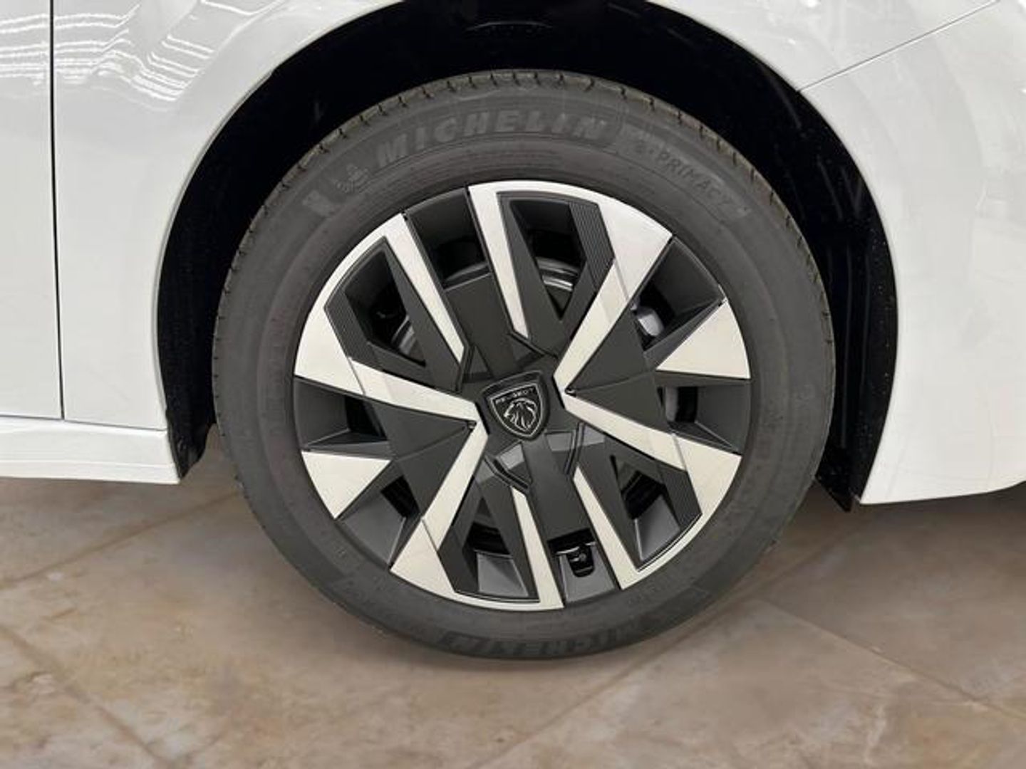 Peugeot 208 PureTech 100 Style 75 kW (100 CV)