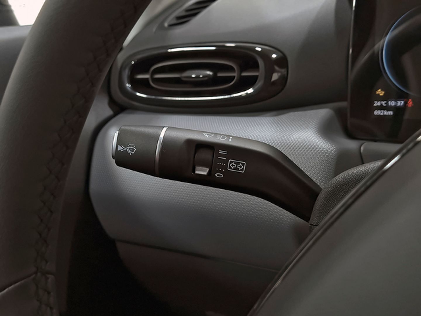Leapmotor T03 BEV 37.3kWh Design Auto 70 kW (95 CV)