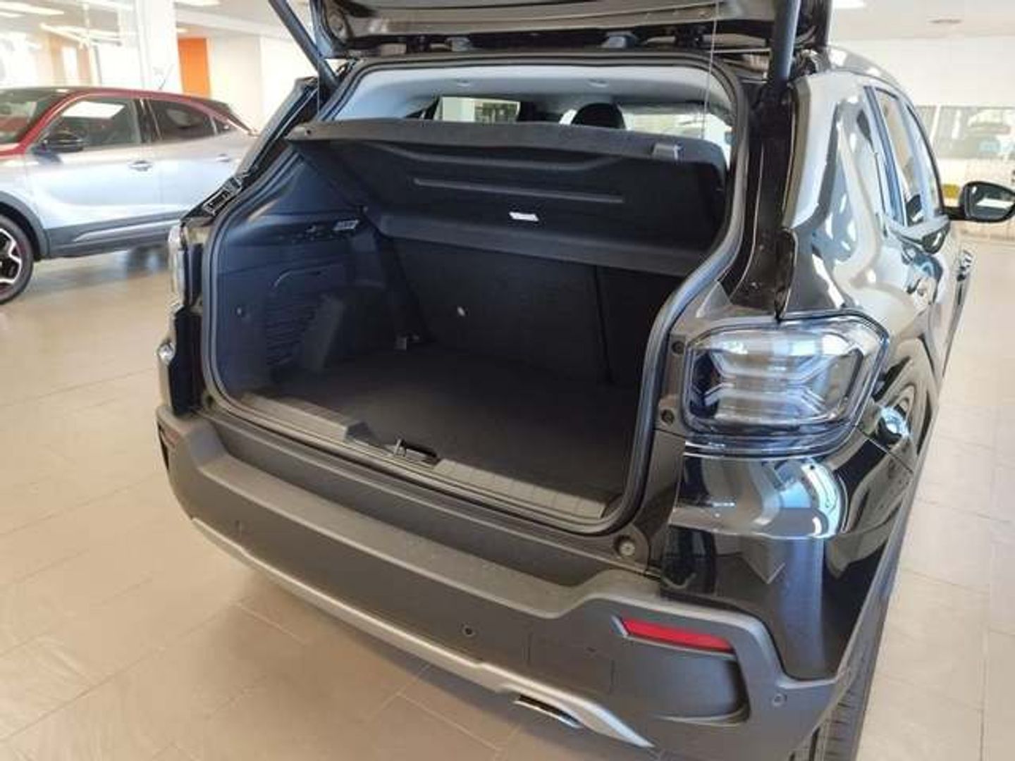 Jeep Avenger 1.2 G Summit 74 kW (100 CV)